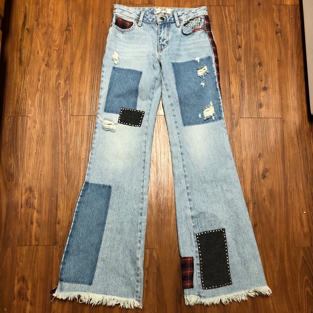 NEW Free People We The Free Flare Patched Jeans - Picture 2 of 5